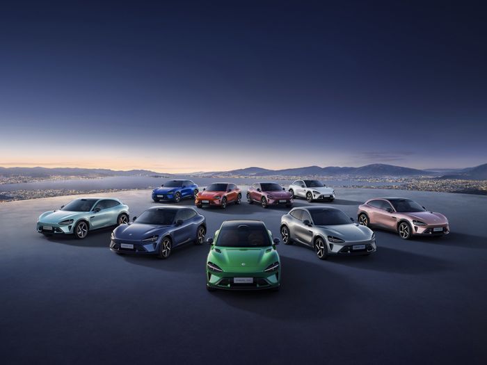 Mobil Listrik Xiaomi YU7