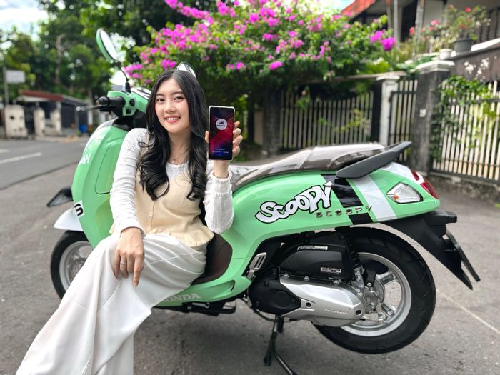 Scoopy warna Greeny Funk
