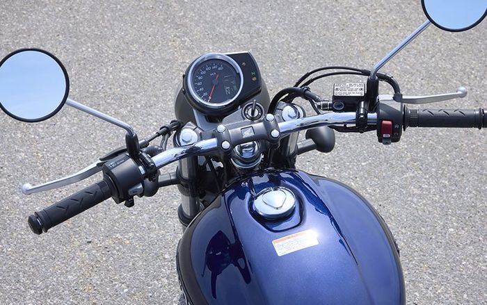 tampilan kokpit Honda GB350