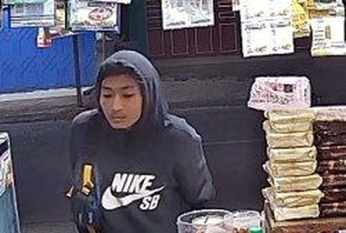 Pelaku pencurian Honda BeAT di Brebes jelas terekam kamera