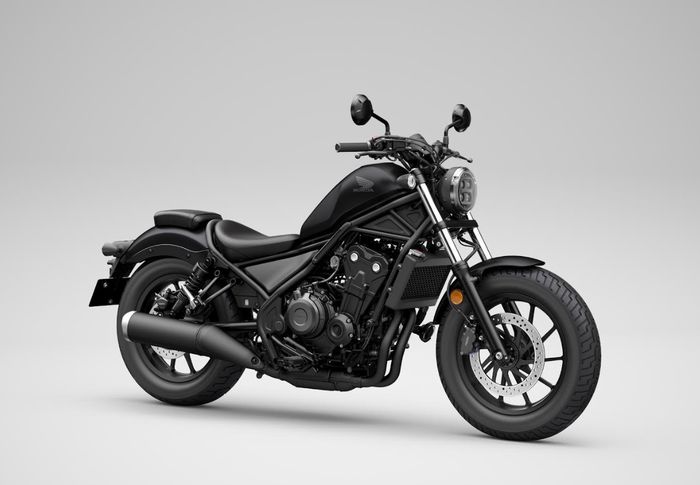 Honda Rebel 500 warna Matte Gunpowder Black Metallic