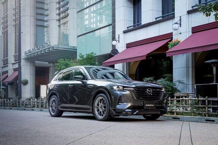 Contoh Mazda CX-60 dengan kit AutoExe.