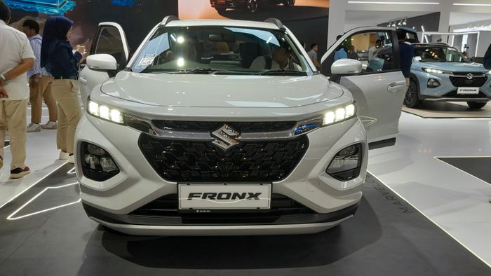 Kehadiran Suzuki Fronx di GIIAS 2025 banyak yang naksir