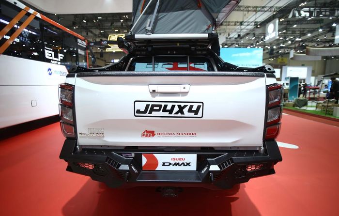 Area buritan juga kena sentuhan macho