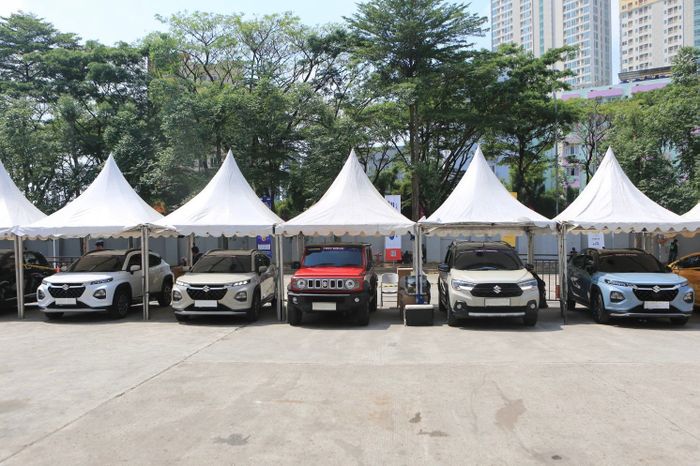 Area test drive Suzuki di GIIAS 2025 menghadirkan banyak model yang bisa dijajal gratis