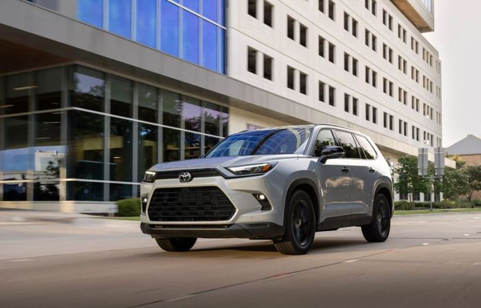 Toyota Grand Higlander juga cocok digunakan di perkotaan