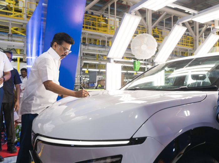 Seremoni peresmian pabrik VinFast di India 