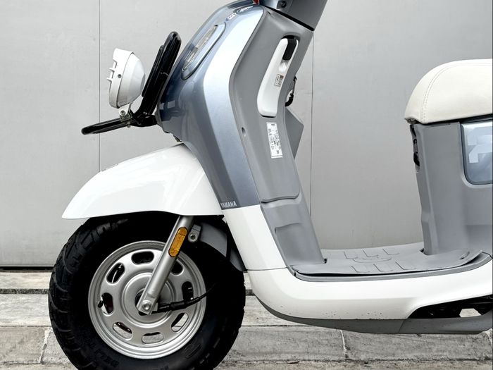 Detail area depan di skutik bergaya&nbsp;&ldquo;Japanese Urban Cargo&rdquo; 