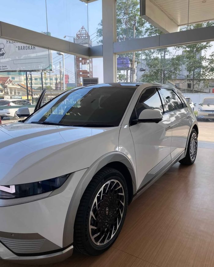 Dealer Hyundai di Jakarta Selatan saat ini menawarkan diskon menarik untuk Hyundai Ioniq 5 Signature Long NIK 2024