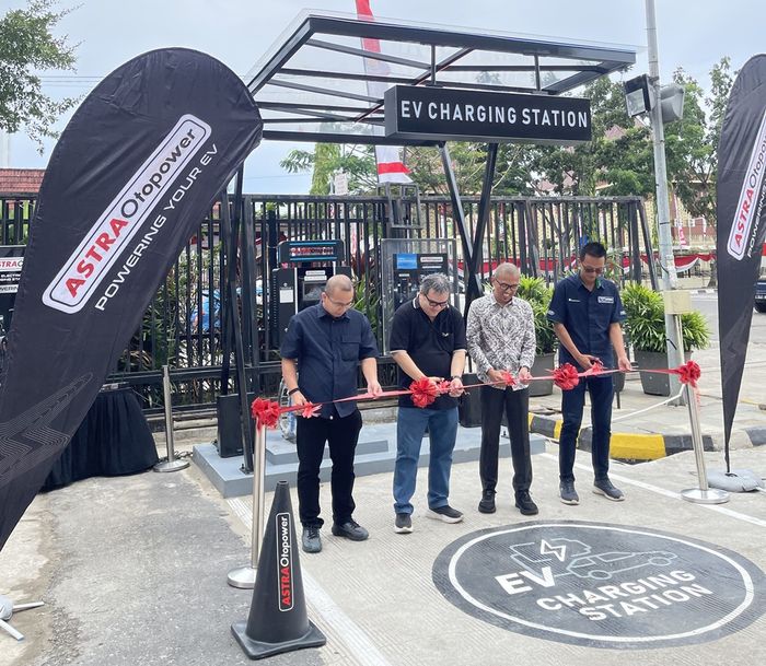Selama masa pembukaan ini Astra Otopower bisa digunakan secara gratis oleh masyarakat