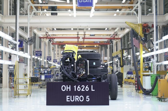 Daimler Commercial Vehicles Manufacturing Indonesia mulai ekspor