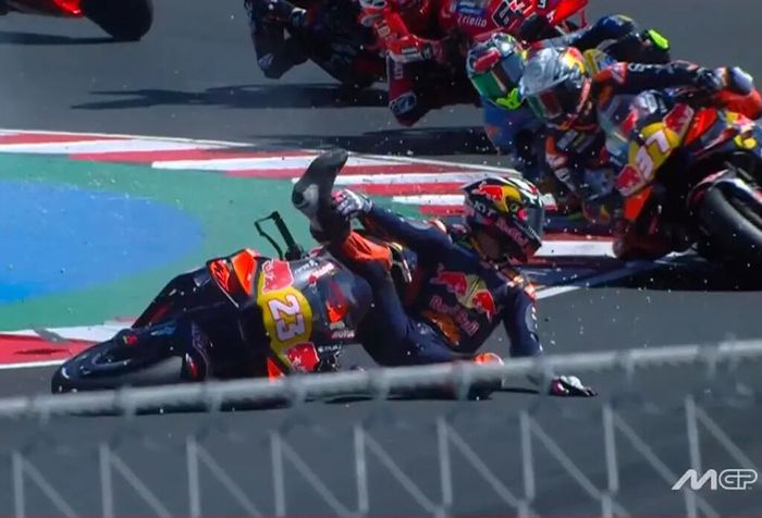 Momen menyeramkan Enea Bastianini di MotoGP Hungaria