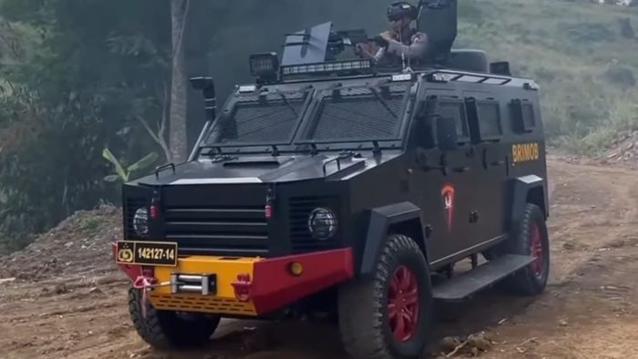 DAPC-1 Wolf 4x4 atau Rantis Rimueng