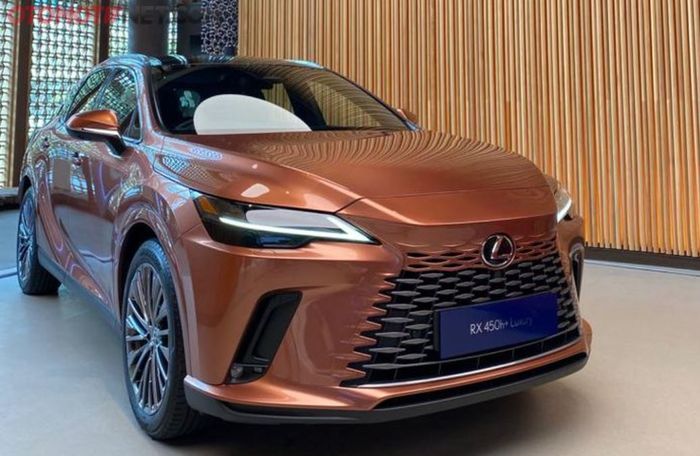 Lexus RX450h+ Luxury