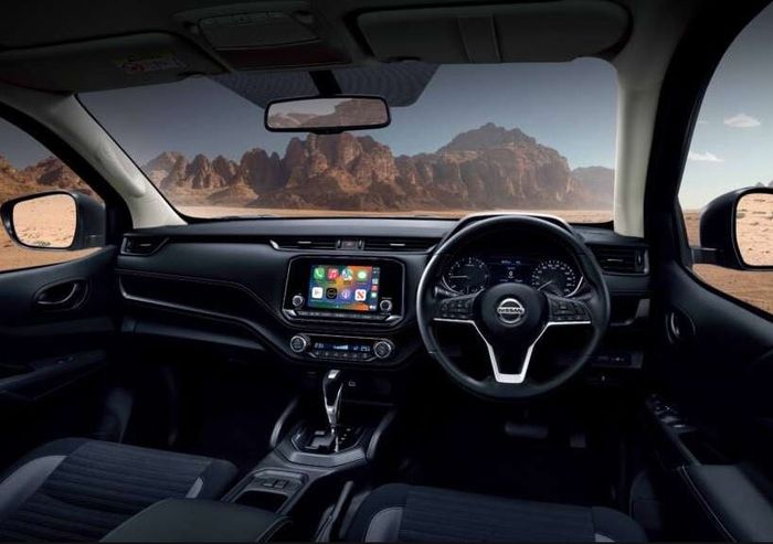 dasbor Nissan Navara X-Tremer