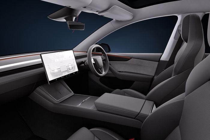 Interior Tesla Model Y Performance.
