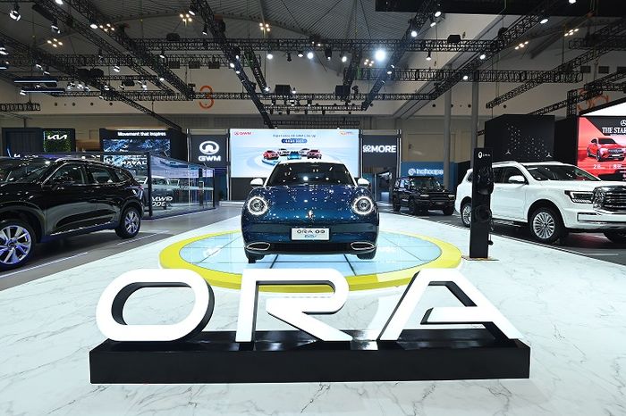 Mobil listrik GWM ORA 03