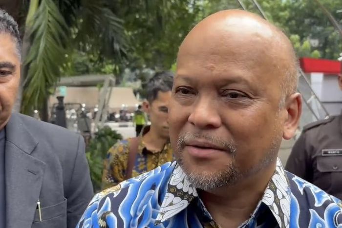 Ilham Akbar Habibie, Putra Sulung presiden ke-3 BJ Habibie usai diperiksa sebagai saksi oleh KPK dalam dugaan korupsi Ridwan Kamil