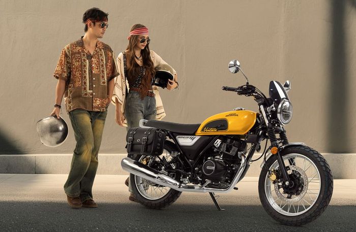 tersedia juga Honda CGX150 2026 dengan aksesori tas samping