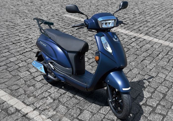 Walaupun didesain sebagai motor harian, Suzuki Address 125 punya tampilan bernuansa premium