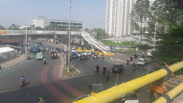 Situasi jalanan protokol tidak ditemukan adanya bunyi sirine dan strobo pengawalan