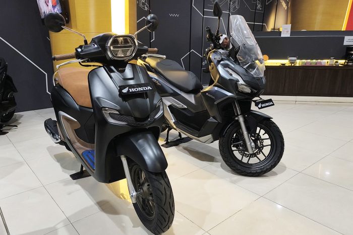 Honda old ADV160 masih dijual dengan potongan harga cash dan tenor untuk pilihan kredit 