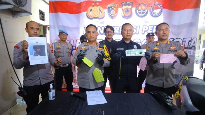 Konferensi Pers Polsek Bogor Utara dari hasil penangkapan pelaku maling motor yang sudah beraksi di 300 lokasi di kabupaten dan kota Bogor