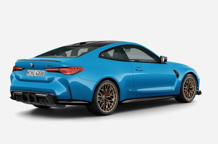 detail tampilan BMW M4 CS