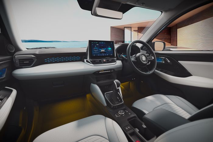 Interior Suzuki Victoris.