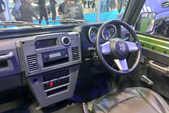 Interior Birawa Military Jeep EV buatan PT Mobil Anak Bangsa