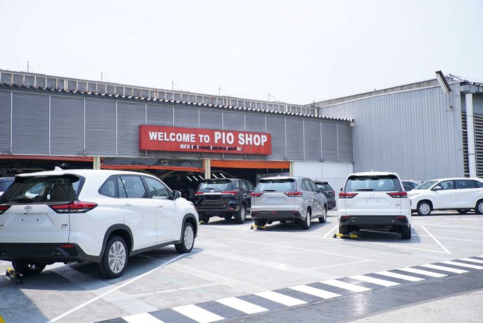 Toyota Kijang Innova Zenix di PIO Shop Plant 1 Karawang (24/9/2025) 