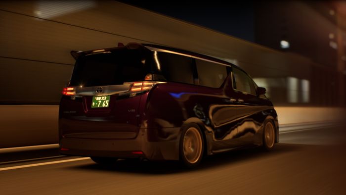 Toyota Vellfire V6 jadi salah satu mobil unik Tokyo Xtreme Racer.