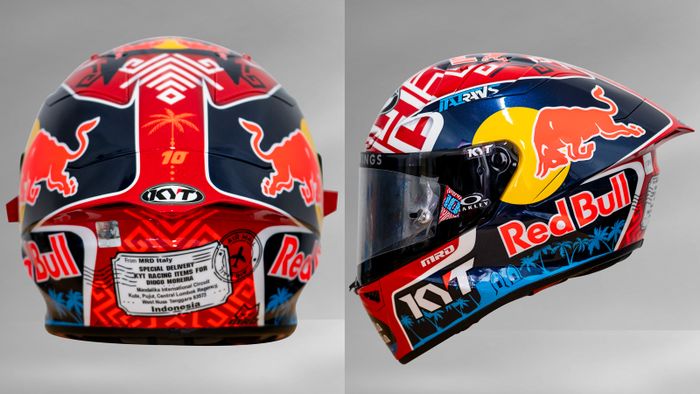 Ada siluet pemandangan alam dan rumah adat Sasak atau Bale di bagian sisi