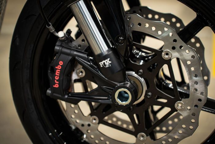 Pengereman  Buell Super Cruiser 2026