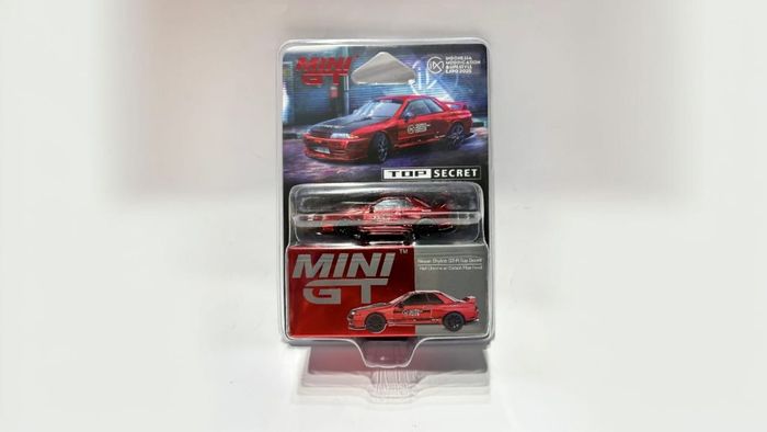 IMX 2025 x R32 Red Chrome Limited Event Car
