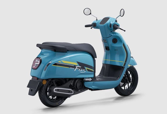 bagian belakang Honda NWF125 Gulf Blue Special Edition