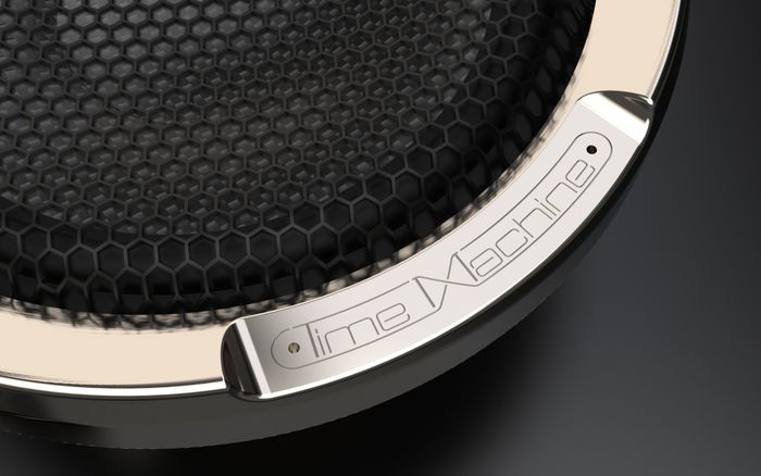 Merek audio mobil ultra-high-end asal Eropa, Art in Motion (AIM), resmi memasuki pasar Indonesia melalui kerja sama dengan PT Audio Plus Indonesia 