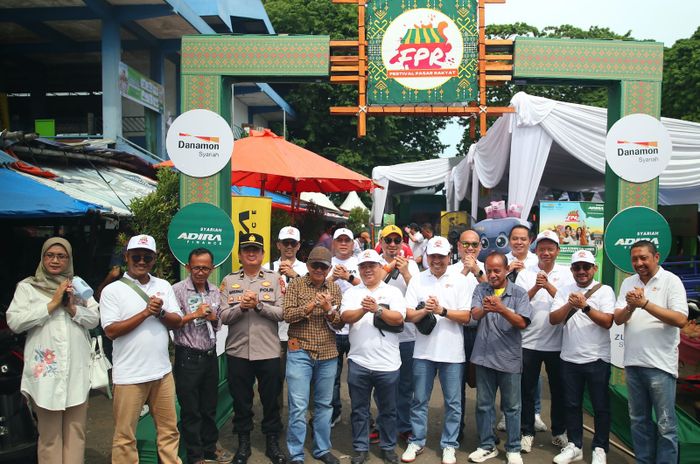 Festival ini merupakan hasil kolaborasi antara PT Adira Dinamika Multi Finance Tbk melalui Unit Usaha Syariah (Adira Finance Syariah) dan masih banyak lagi.