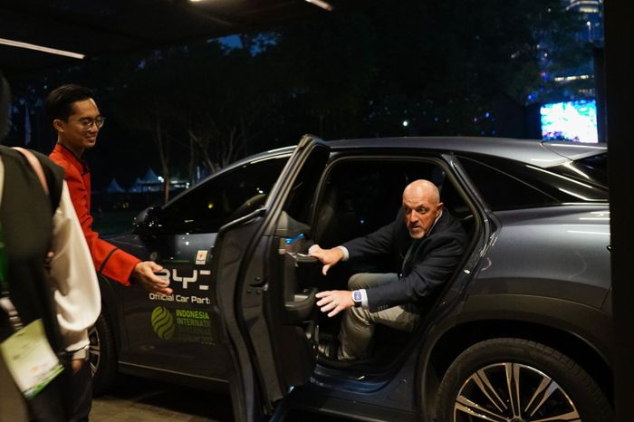 BYD fasilitasi 15 mobil listrik di Indonesia Infrastructure and Sustainability Forum (IISF) 2025