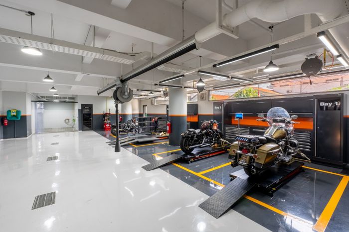 Ruang servis Plaza Harley-Davidson Of Surabaya 