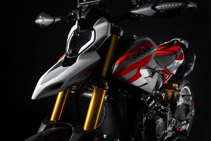 Ducati Hypermotard V2 SP