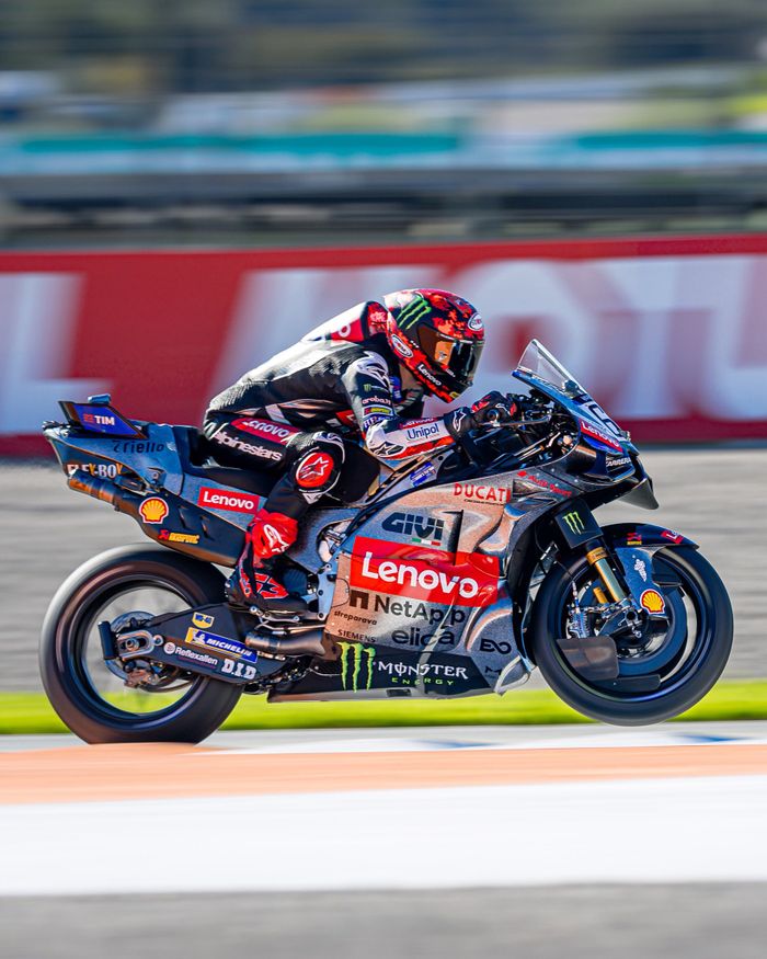 Bagnaia pakai livery spesial pada sesi tes pra musim Valencia