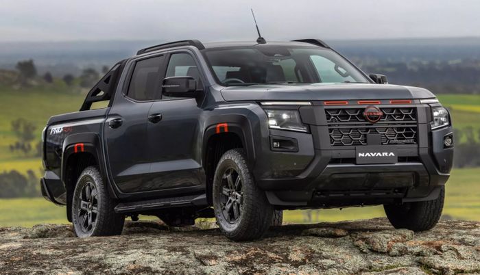 detail tampilan Nissan Navara Pro-4X