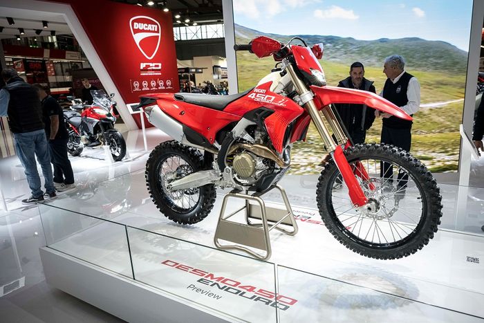 Ducati Desmo450 Enduro di EICMA 2025 yang baru akan diluncurkan pada 2026