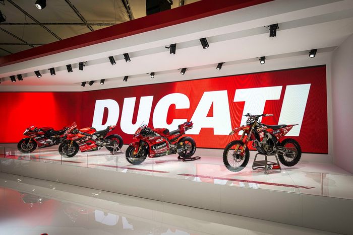 Stand khusus motor-motor balap Ducati di EICMA 2025