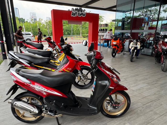 Kegiatan seru di MaxDecal Art Party 2025 pada 6&ndash;7 Desember 2025 di Brickhall, 