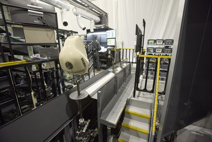 Alur pengecatan komponen di CN1 carbon-neutral mass-production painting line lebih efisien 