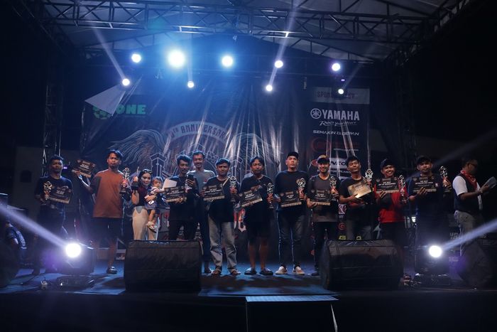 Pemenang kontes modifikasi di perayaan satu dekade komunitas Yamaha NMAX Club Indonesia Chapter Tangerang