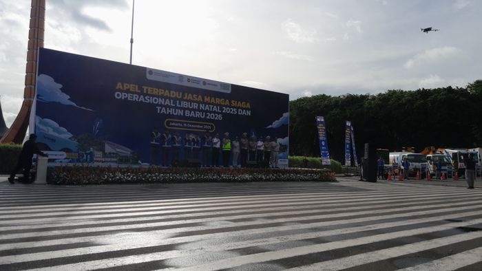 Jasa Marga bersama Korlantas Polri dan Kementerian Perhubungan menggelar Apel Terpadu Siaga Operasional Libur Natal 2025 dan Tahun Baru 2026 