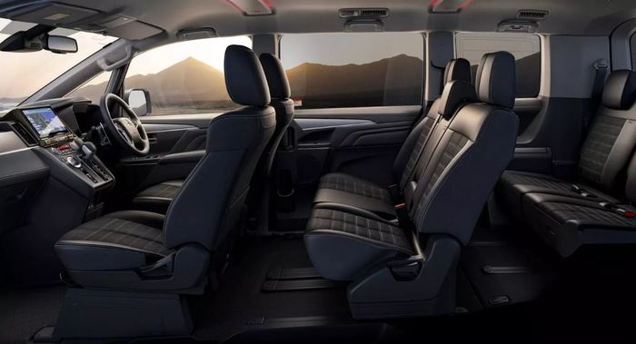detail interior Mitsubishi Delica D:5 model 2026
